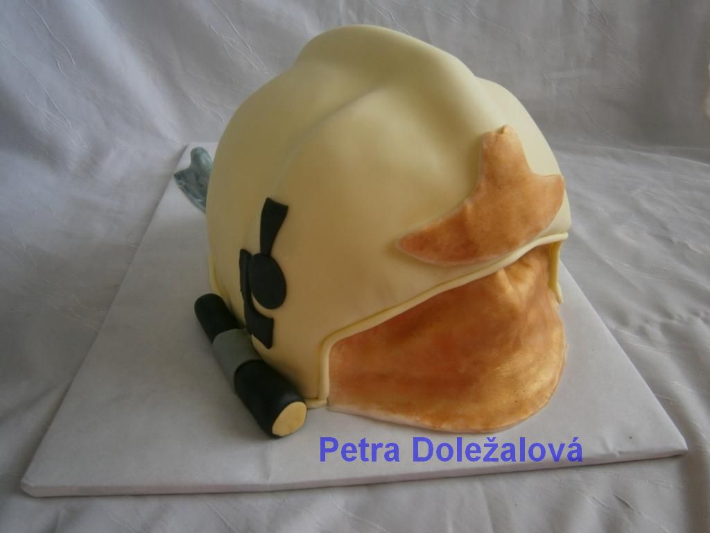 hasičská helma